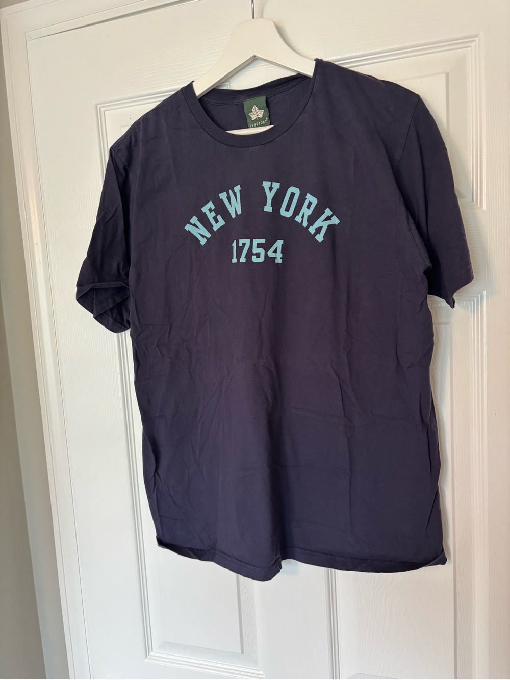 IVYsports New York 1754 Graphic Tee - Navy Blue